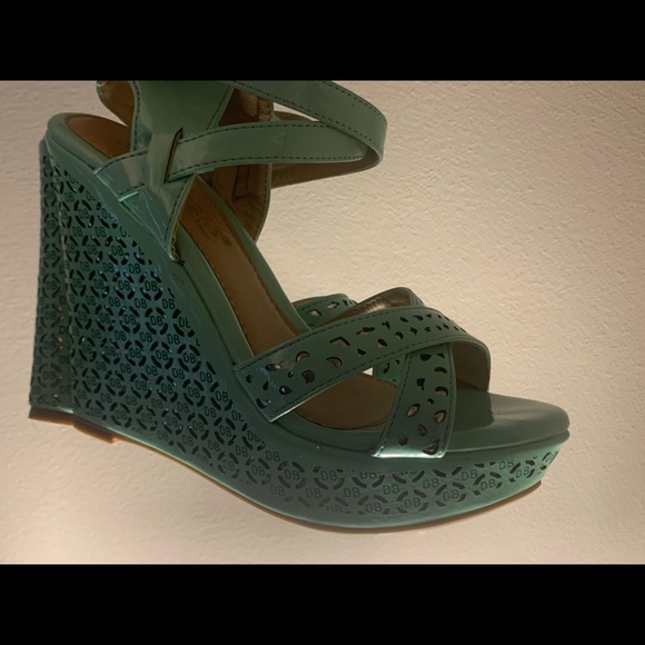 DBDK Mint Green Wedges - Picture 13 of 16